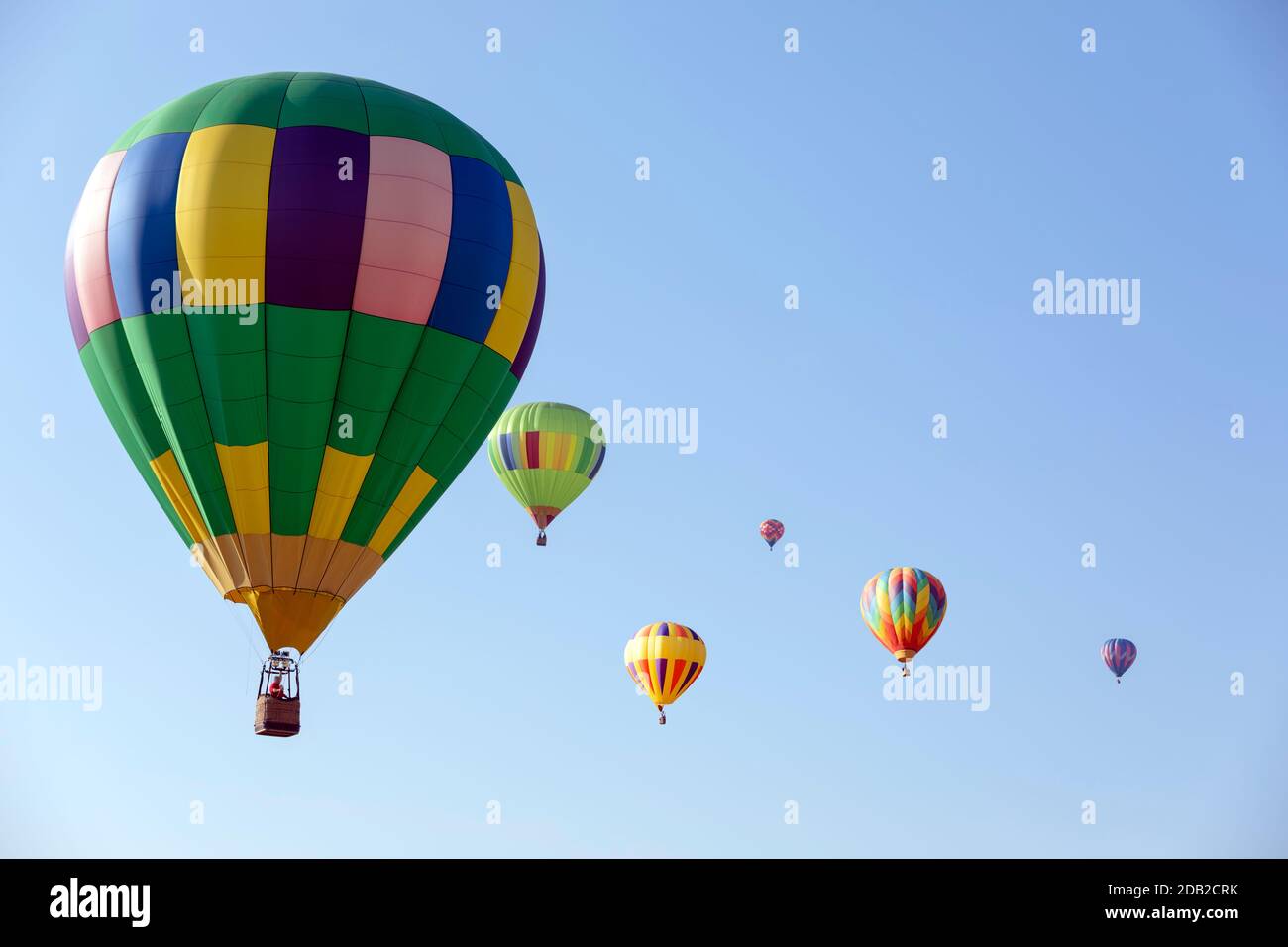 Heißluftballons in den Himmel Stockfoto