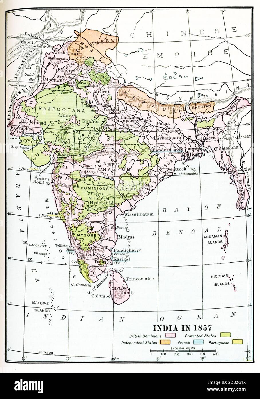 Indien im Jahr 1857. Britische Herrschaften sind in rosa. Geschützte Zustände in Gelb. Unabhängige Staaten in orange. Französisch in Blau, Portugiesisch in Gelb. Stockfoto