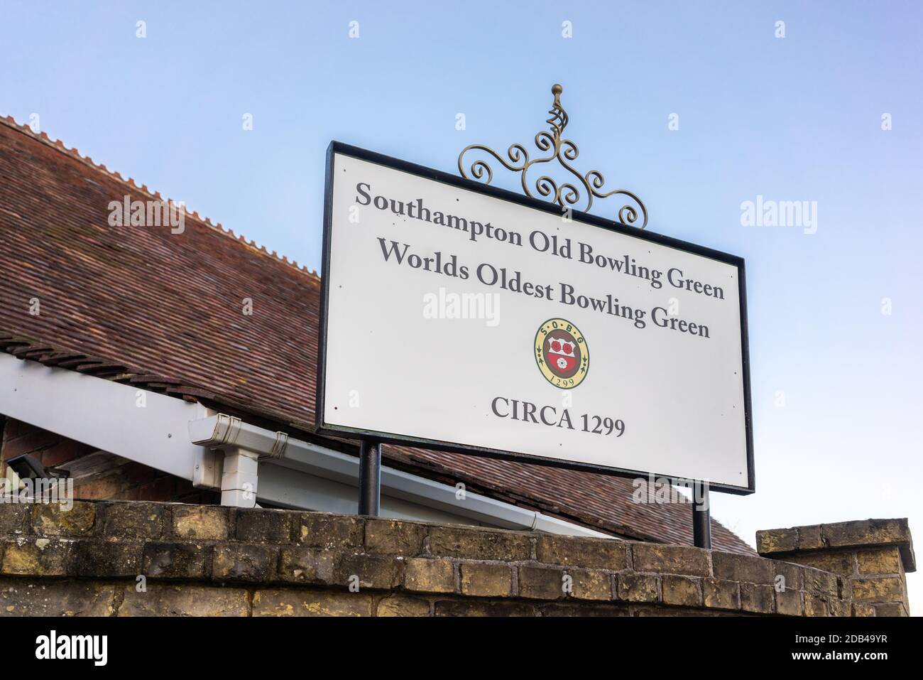 Schild vor Southampton Old Bowling Green - das älteste Bowling Green der Welt, Southampton, Hampshire, England, Großbritannien Stockfoto