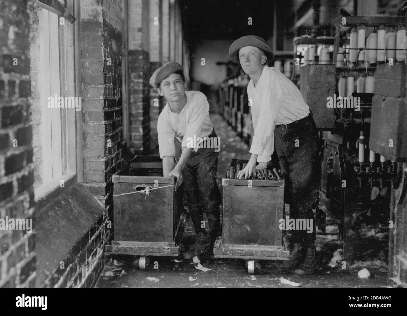 Typische Arbeiter in der Barker Cotton Mill, wo gute Bedingungen herrschen. Stockfoto