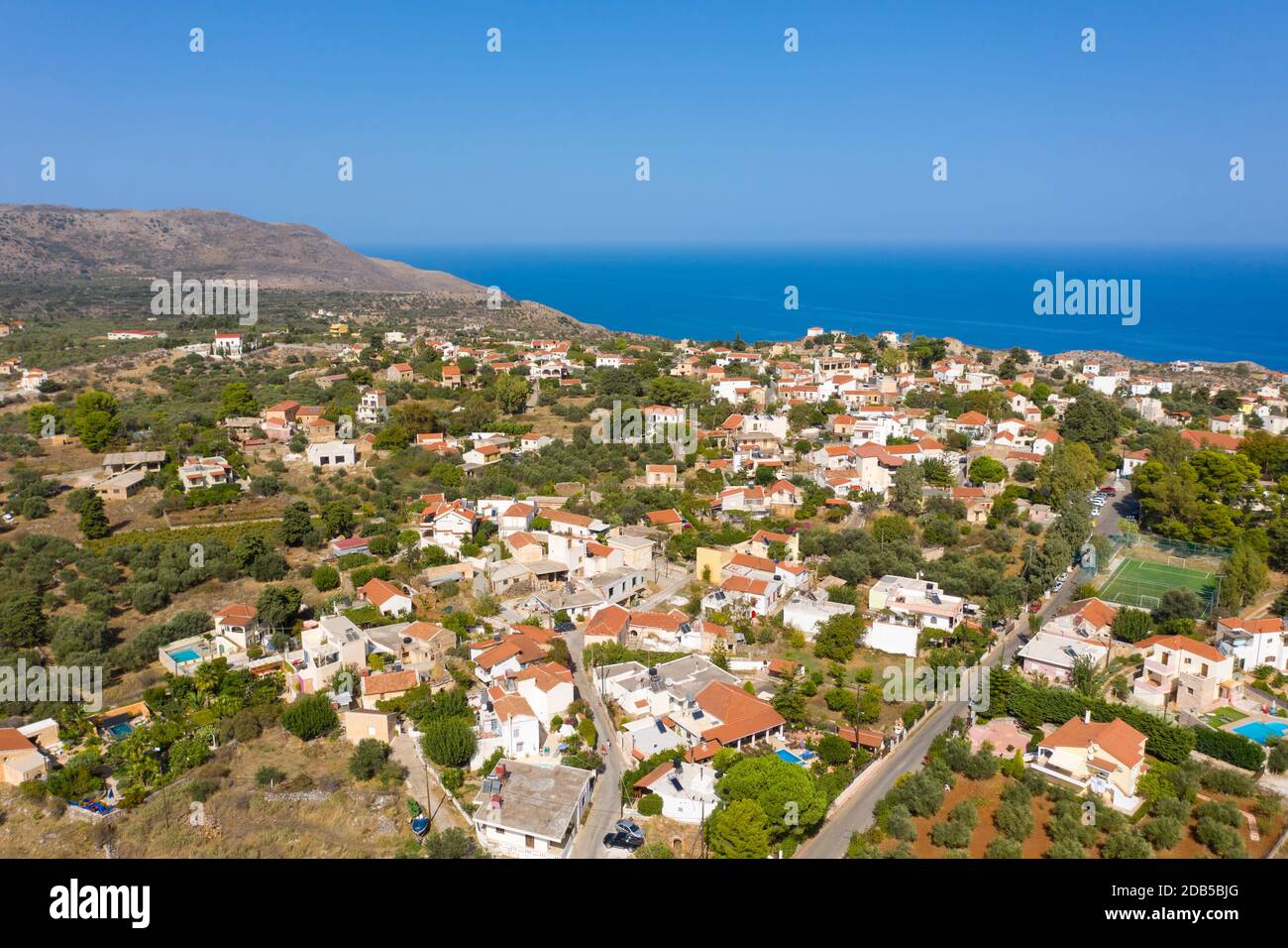 Luftaufnahme über das Dorf Kefalas, Gemeinde Vamos, Kreta, Griechenland Stockfoto