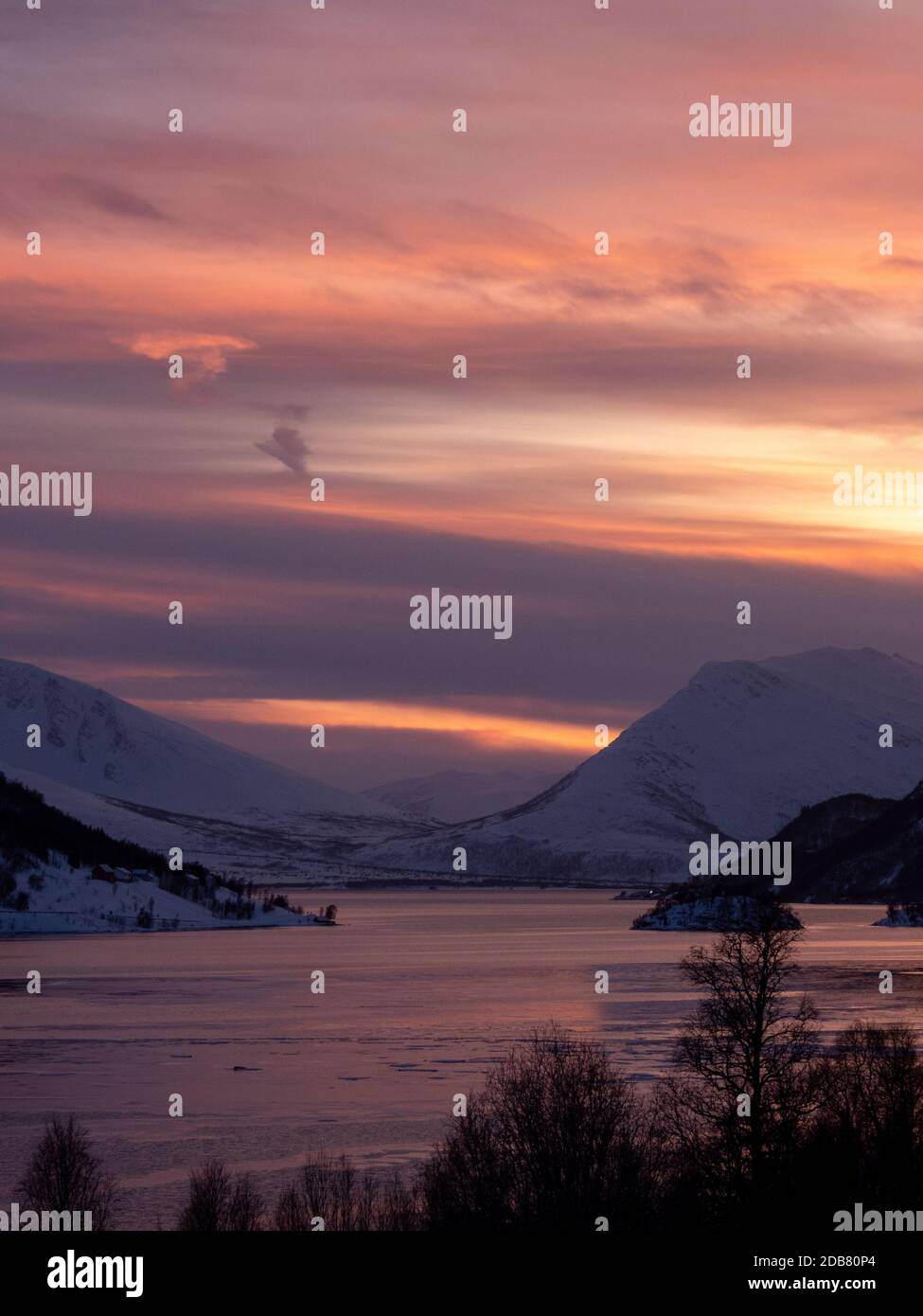 Troms og Finnmark ist ein Landkreis in Nordnorwegen, der am 1. Januar 2020 gegründet wurde. Stockfoto