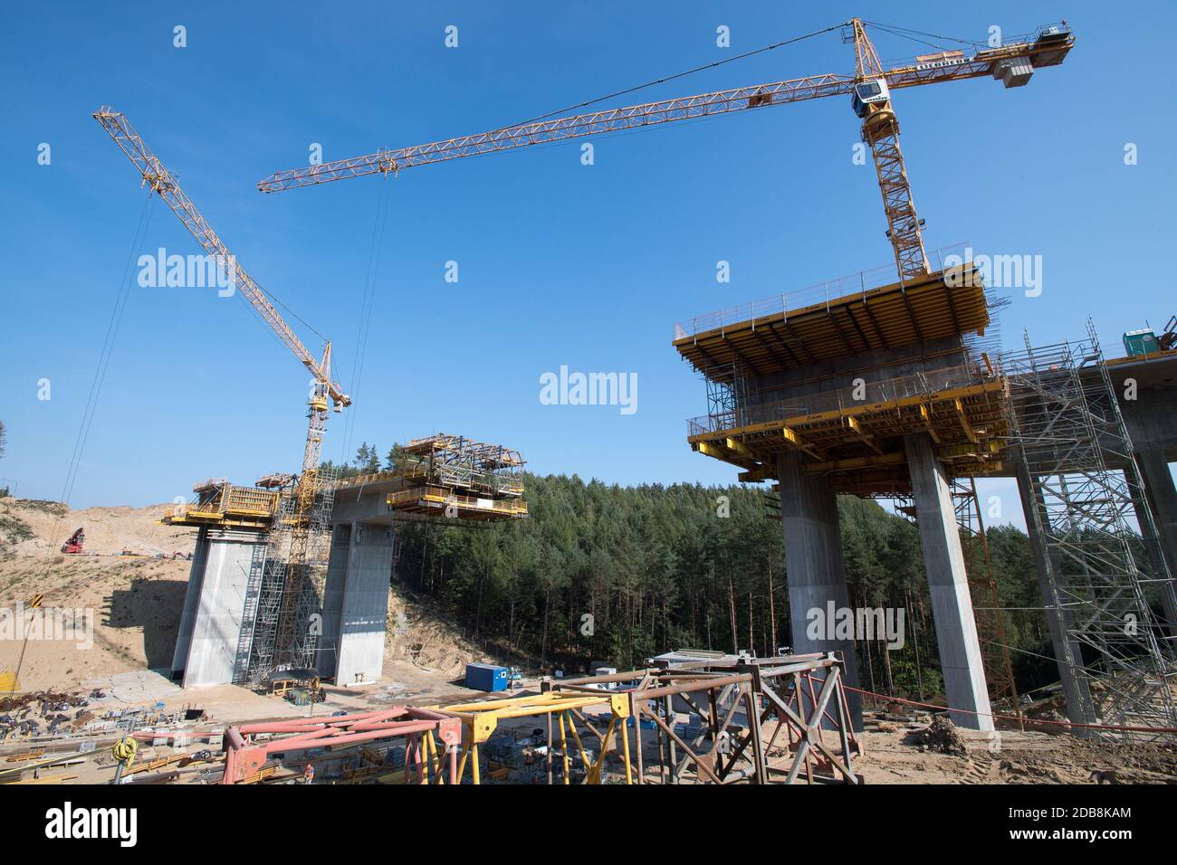 Straßenbau auf der Schnellstraße S6 in Polen. 24. September 2020 © Wojciech Strozyk / Alamy Stockfoto Stockfoto