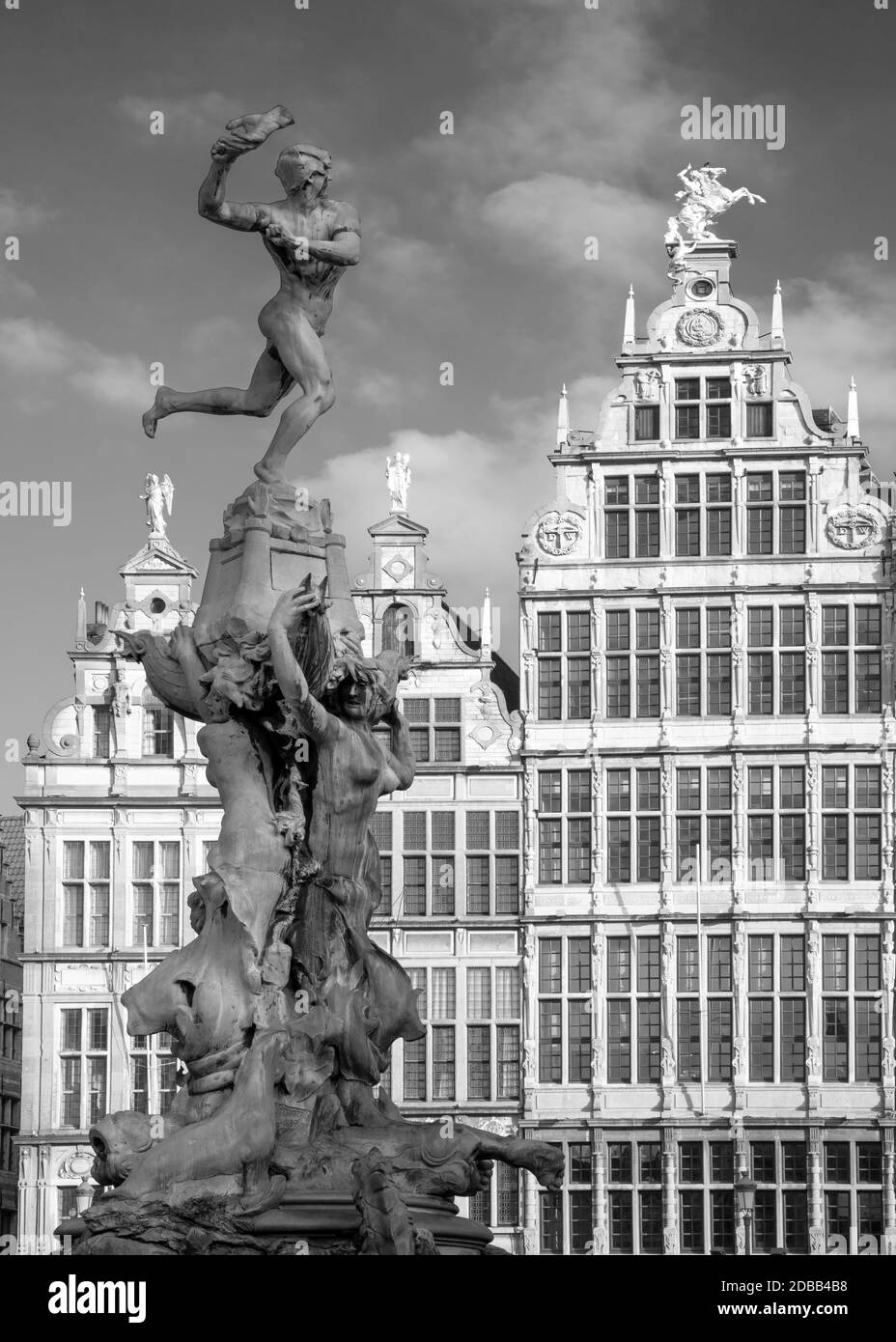 Alte Gebäude rund um den Grote Markt, einer der berühmten Orte in Antwerpen, Belgien Stockfoto