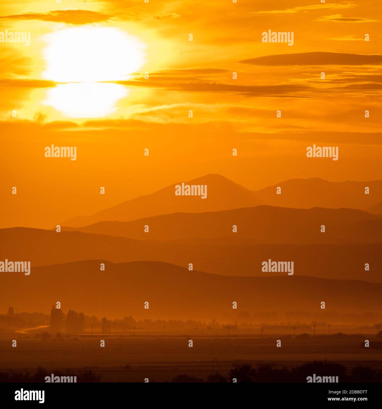 USA, Idaho, Sun Valley, Sonnenuntergang Himmel über Hügeln Stockfoto