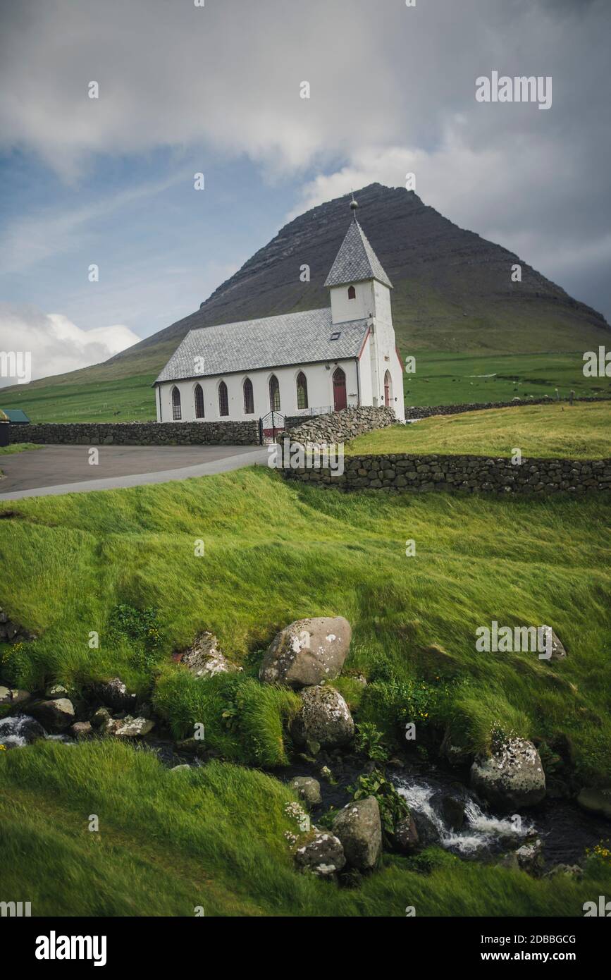 Dänemark, Färöer, Vidareidi, Außenansicht der Kirche Stockfoto