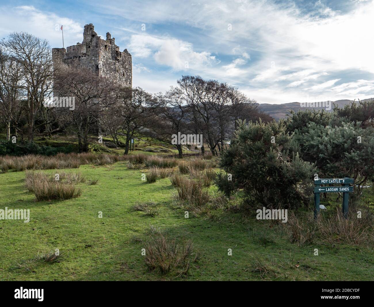Die Ruinen von Moy Castle in Lochbuie auf der Insel Von Mull, die innerhalb der Inneren Hebriden Schottland enthalten ist VEREINIGTES KÖNIGREICH Stockfoto