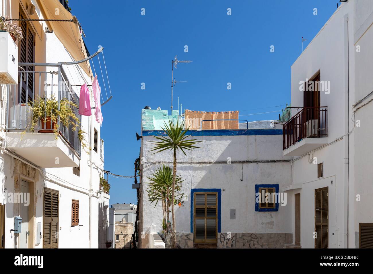 Polignano a Mare, Italien - 17. September 2019: Das charmante und romantische Altstadt von Polignano a Mare und Apulien, Süditalien Stockfoto