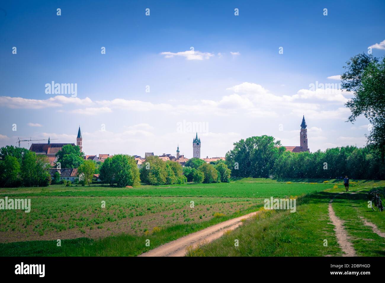 Wandern rund um die Insel GstÃ¼t in Straubing Niederbayern. Stockfoto