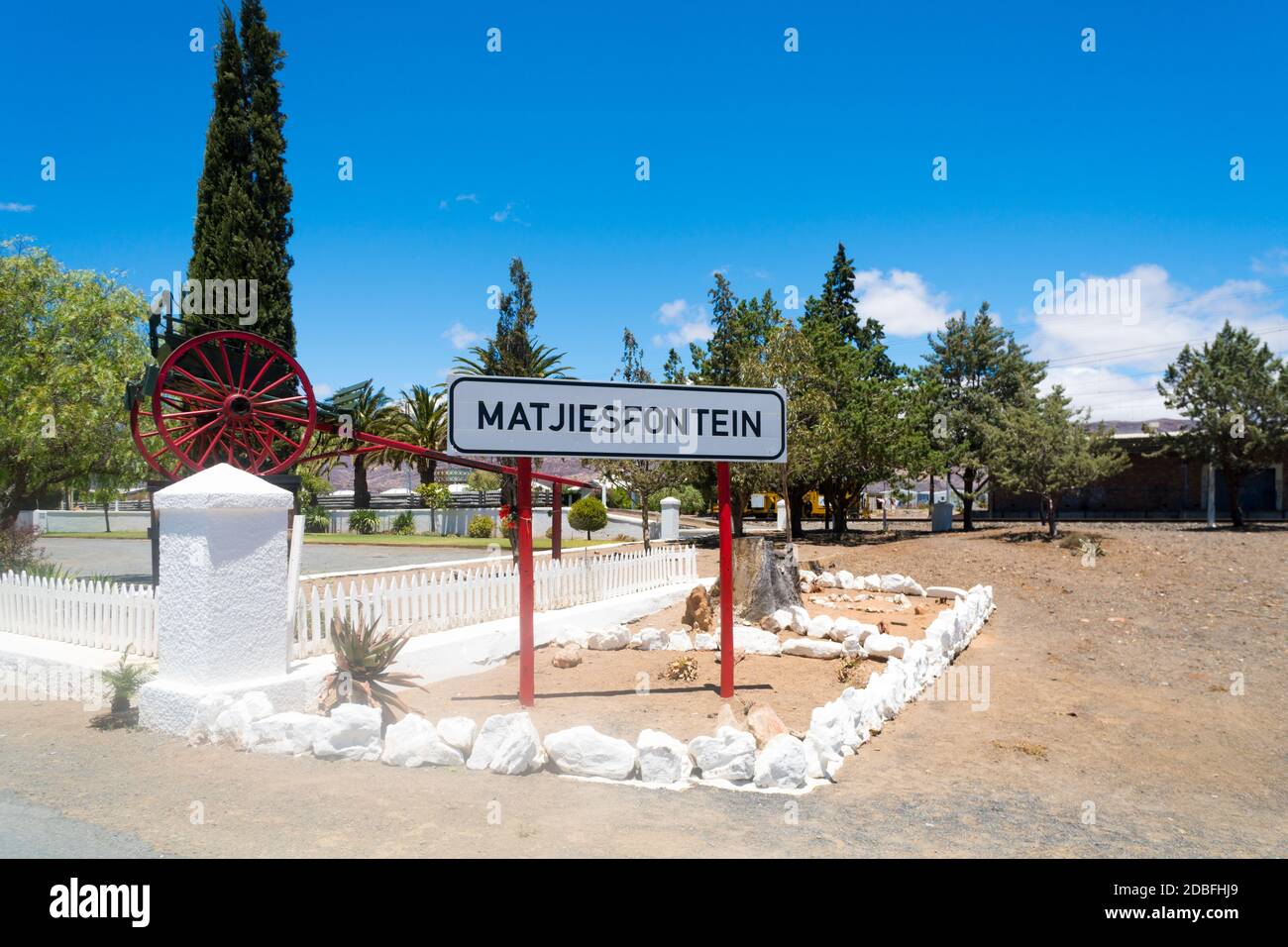 Matjiesfontein Straßenschild als willkommen in der Stadt Karoo in Südafrika Stockfoto