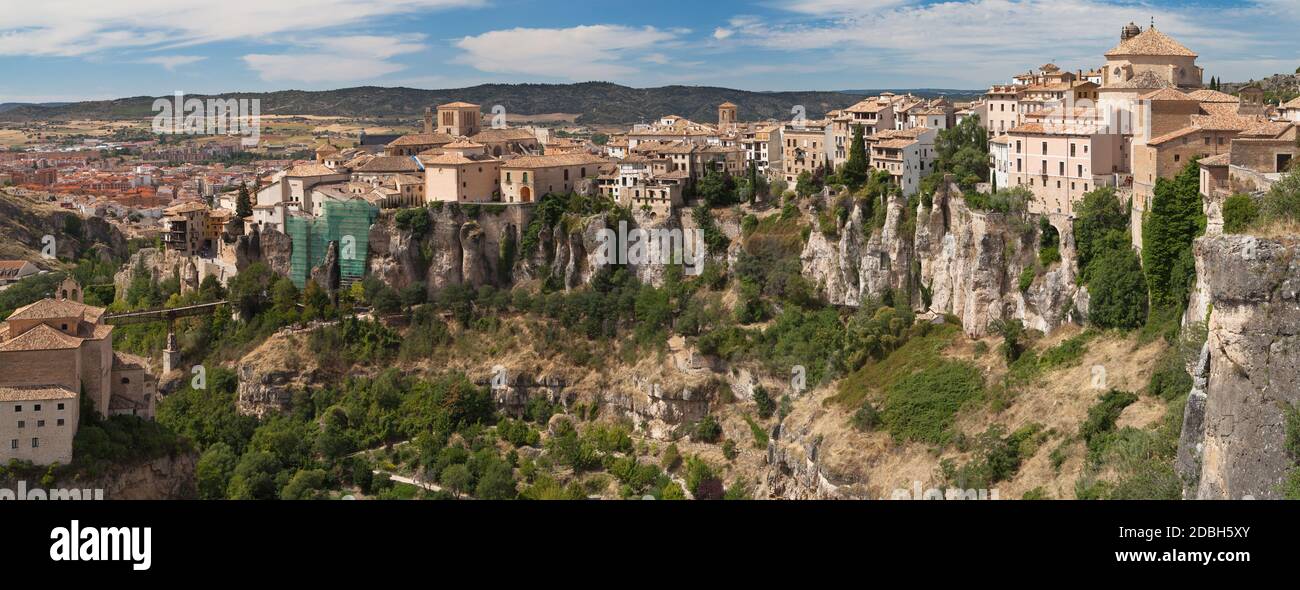 Altstadt von Cuenca vom Aussichtspunkt des Burgviertels, Cuenca, Spanien. Stockfoto