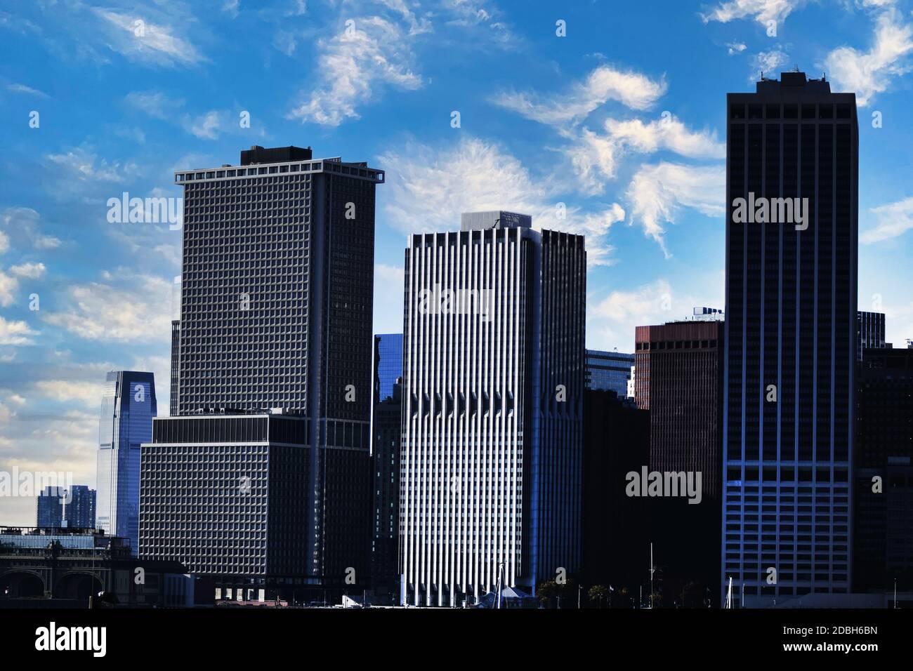 LEGO LAND: Auf dem FDR Drive kann man einen wunderschönen Blick auf die göttlichen und großen Wolkenkratzer von Manhattan genießen. Stockfoto