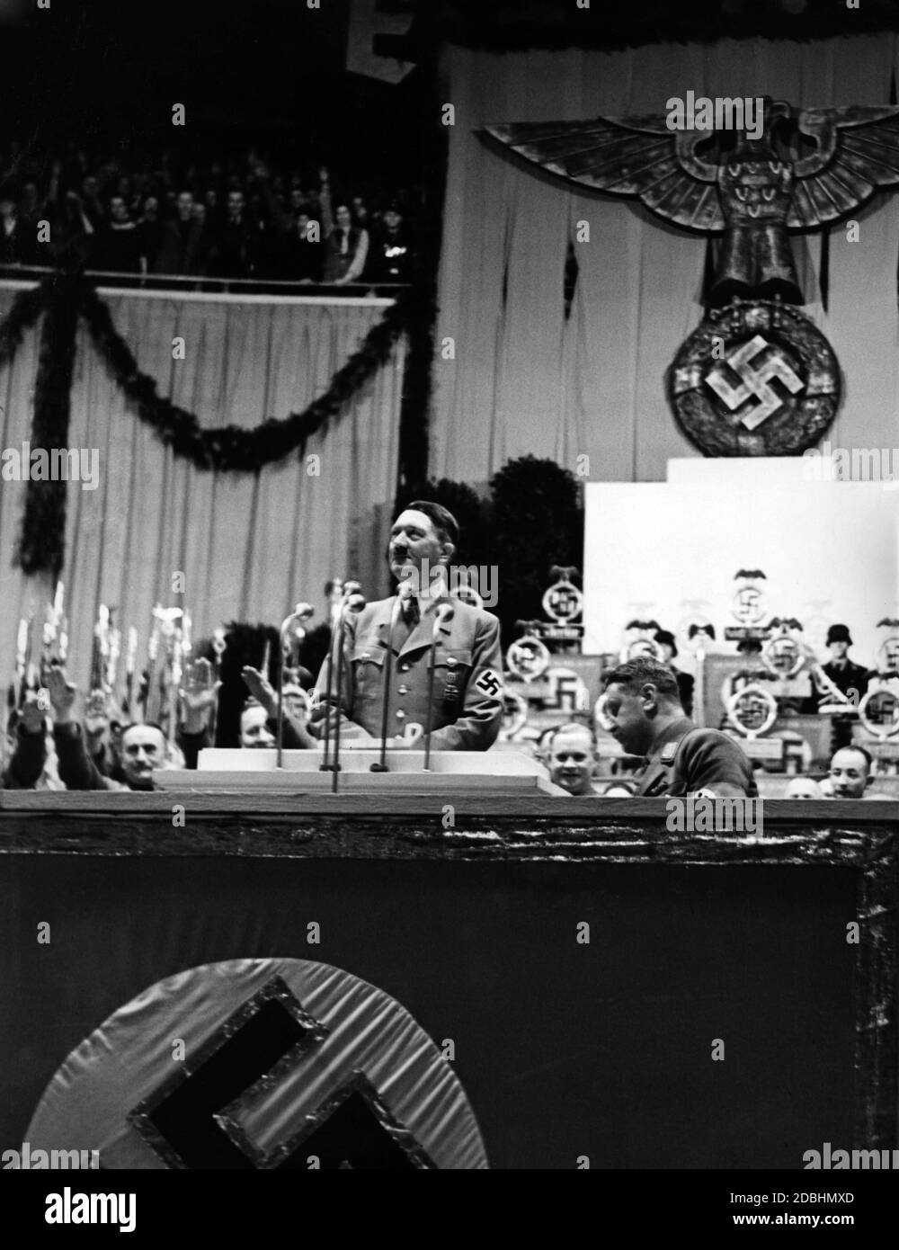 Adolf Hitler spricht 1938 im Sportpalast. Stockfoto