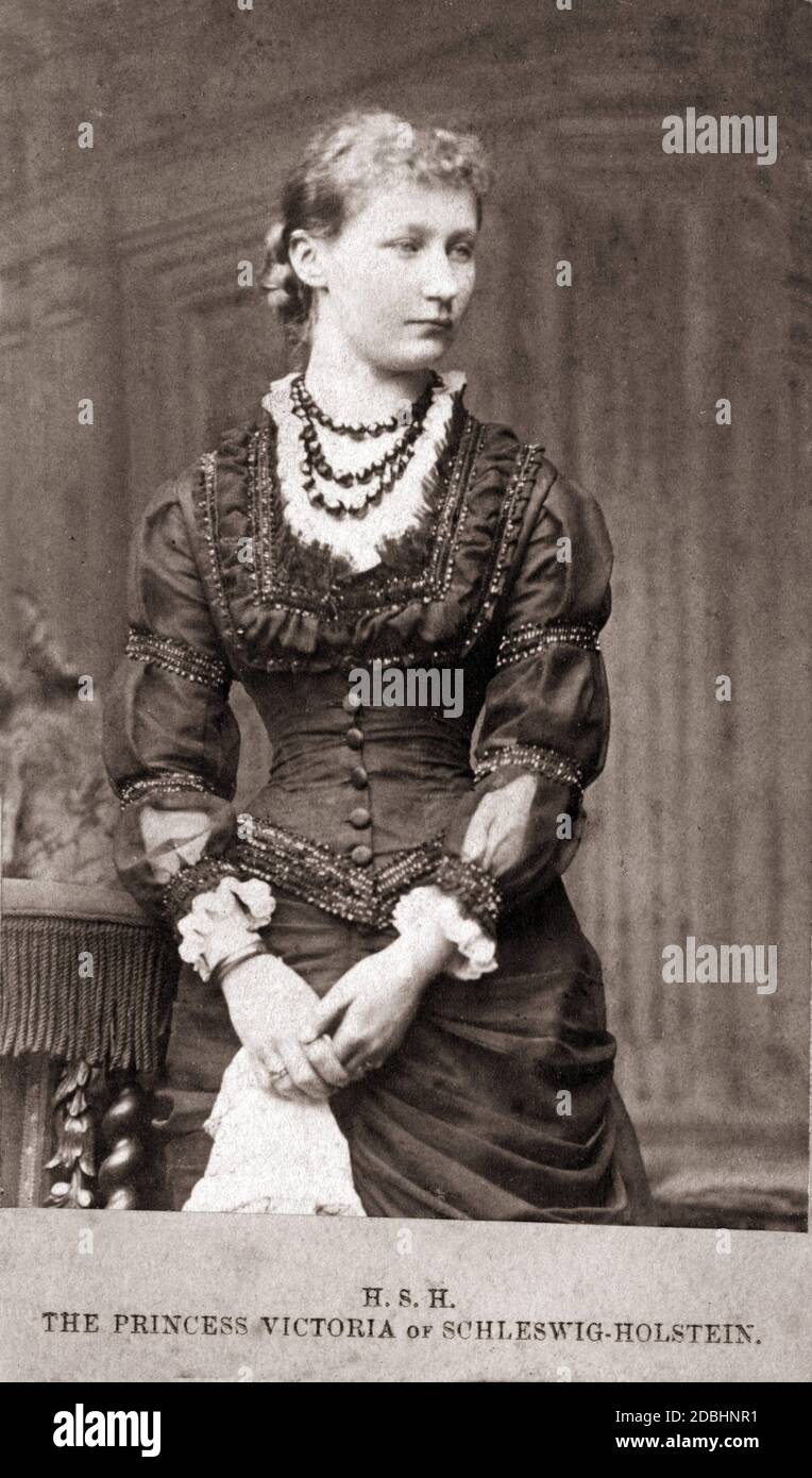 Das Porträt zeigt Prinzessin Augusta Victoria von Schleswig-Holstein-Sonderburg-Augustenburg (die spätere Kaiserin von Deutschland). Undatierte Aufnahme, aufgenommen um 1880. Stockfoto