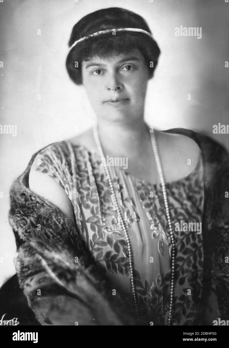 Dieses Porträt der Kronprinzessin Cecilie von Mecklenburg stammt wahrscheinlich aus den 1910er Jahren. Stockfoto