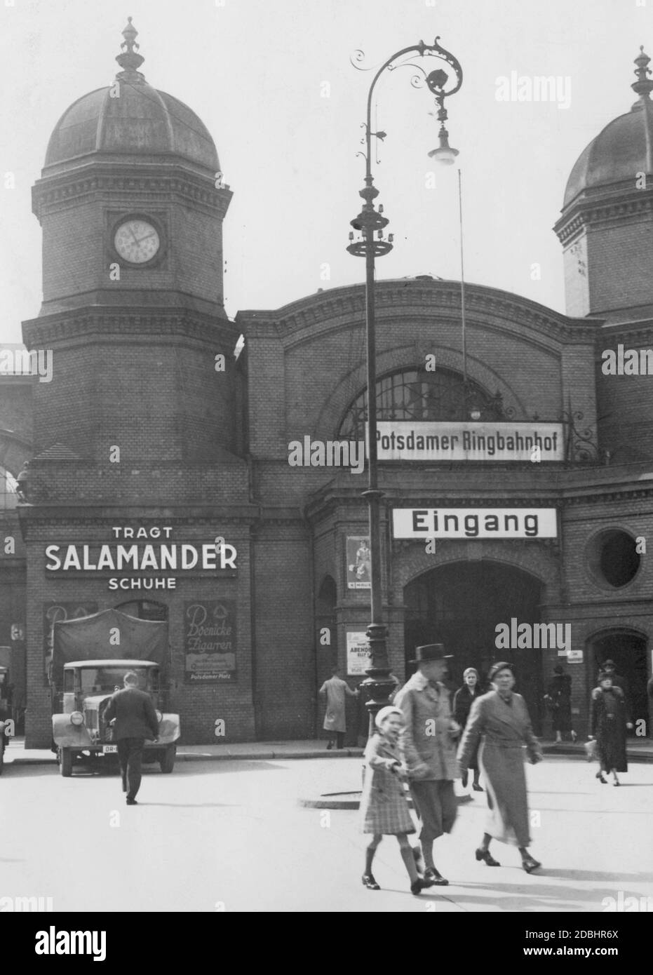 Blick auf den Potsdamer Ringbahnhof in Berlin. Undatierte Aufnahme. Stockfoto