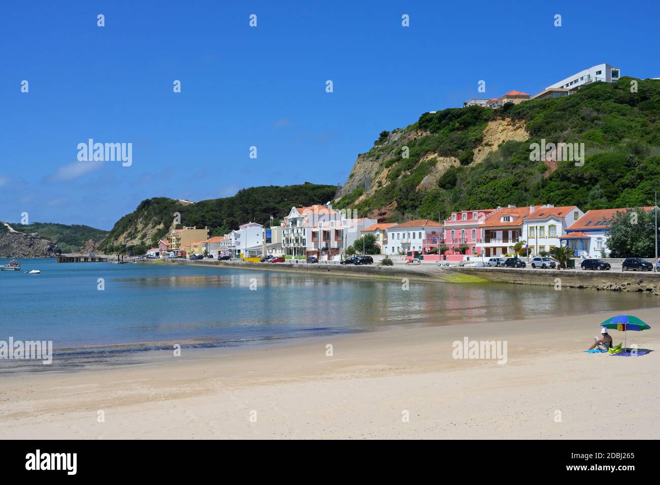 Blick auf den Strand von Sao Martinho do Porto, Bezirk Leiria, Portugal, Europa Stockfoto