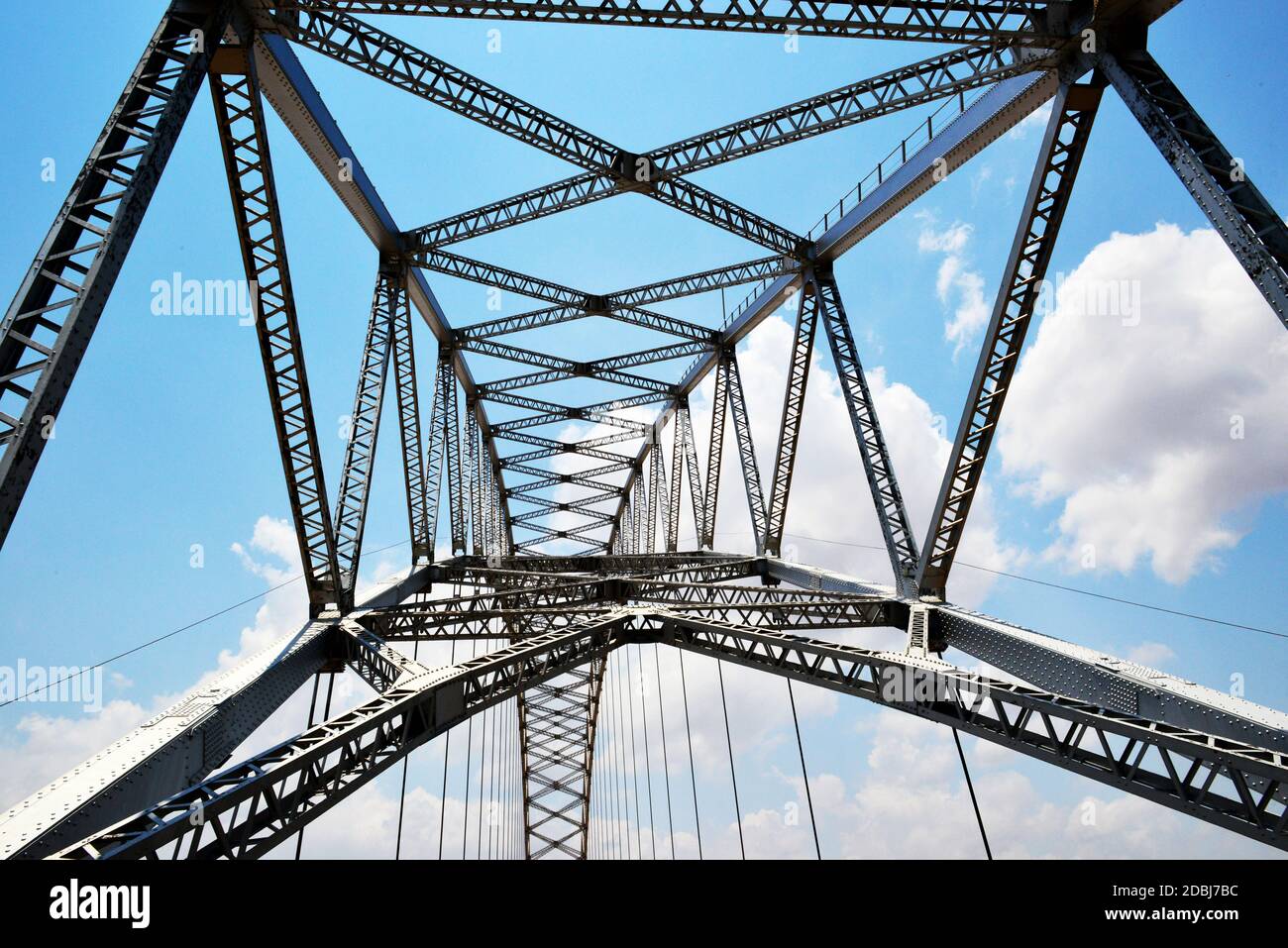 Birchenough Bridge, Straßenbrücke über den Fluss Sava in Simbabwe Stockfoto