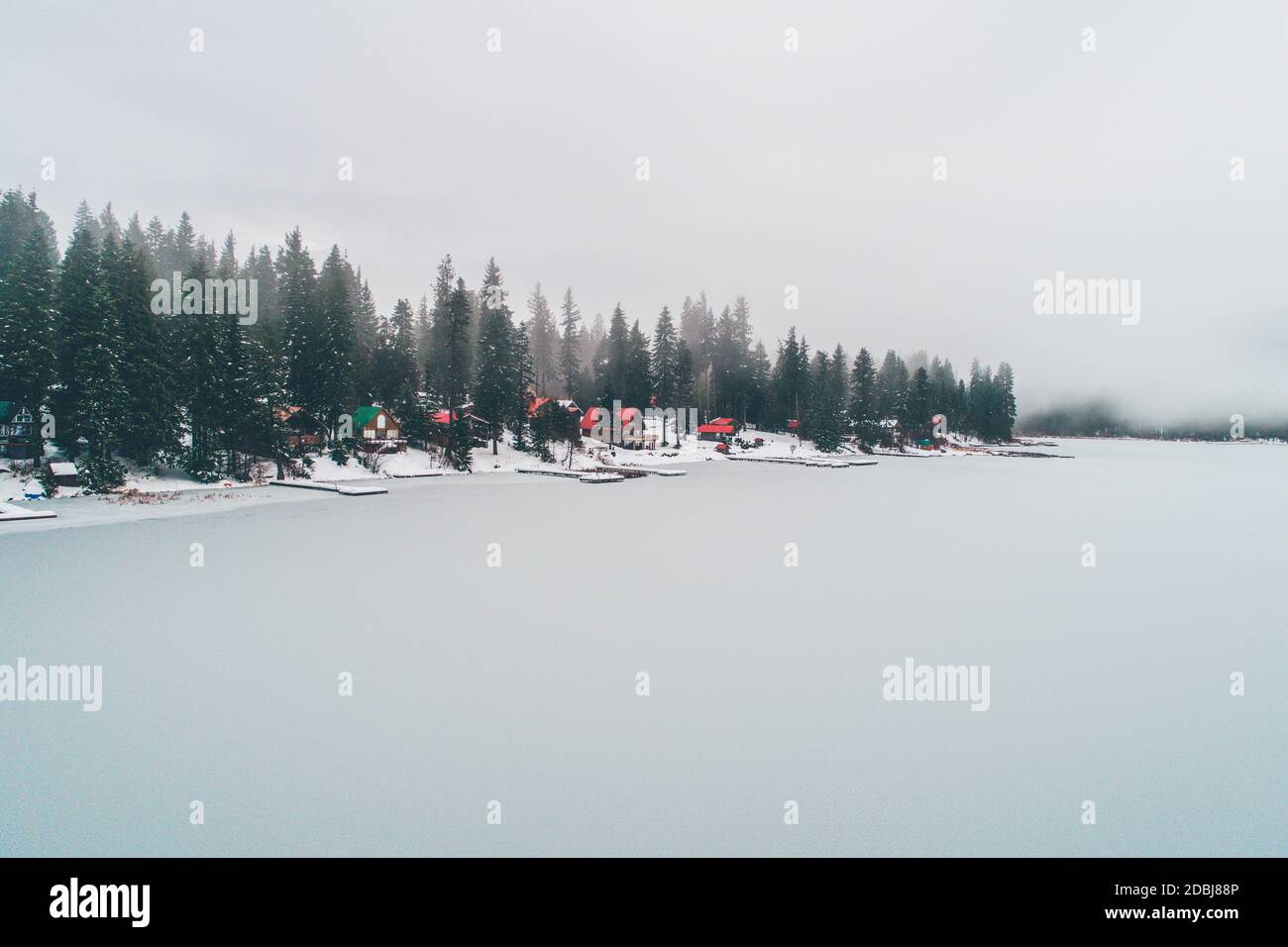 Gefrorener See in der Nähe von Leavenworth, Washington Stockfoto
