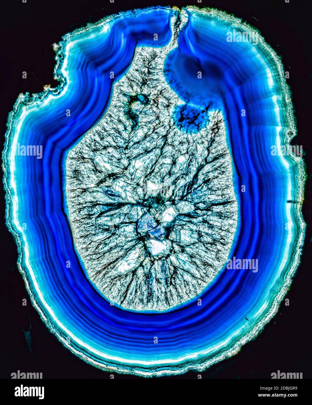 Blue Agate Querschnitt sieht aus wie ein Vulkan Stockfoto