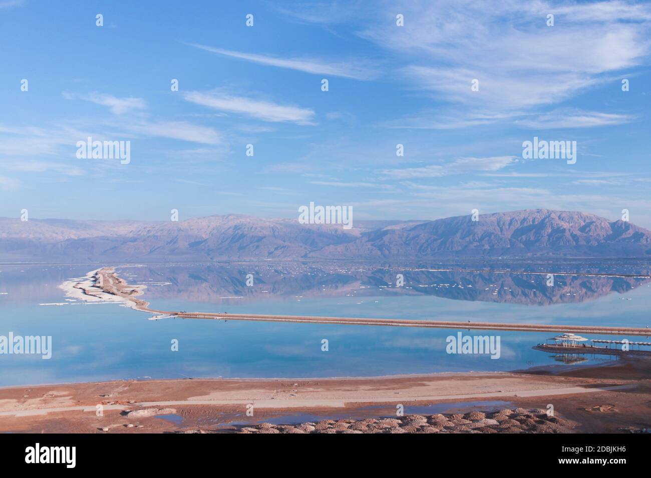 Totes Meer Salz Ufer. Israel. Ein Bokek Stockfoto