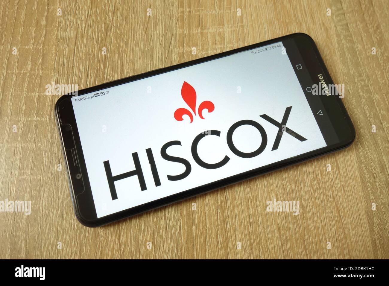 KONSKIE, POLEN - 21. Juni 2019: Firmenlogo von Hiscox Ltd auf dem Mobiltelefon angezeigt Stockfoto