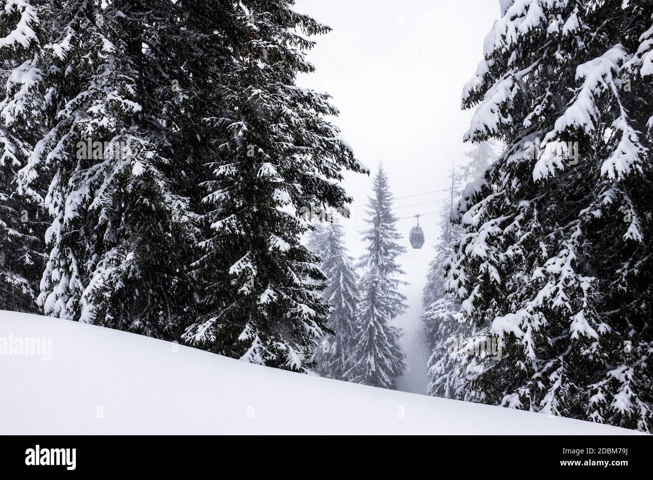 Gondel in Morzine, Skigebiet Portes du Soleil in Frankreich Stockfoto
