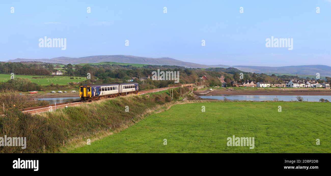 Northern Rail Klasse 156 Sprinter Zug 156475 ab Ravenglass Auf der Cumbrian Küste Bahnlinie Stockfoto