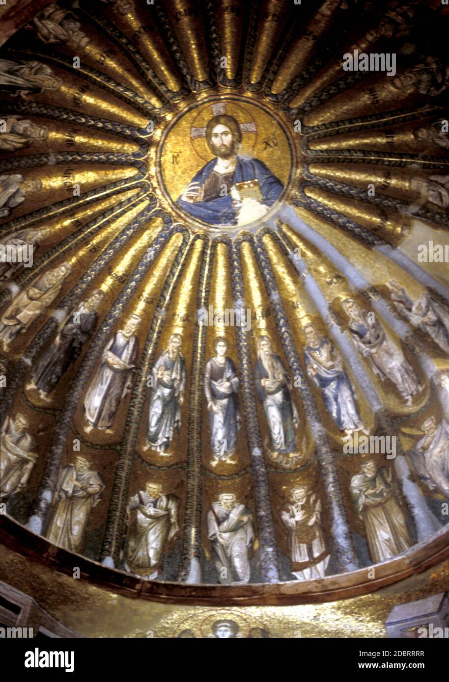 Mosaik von Christus Pantocrator, Herrscher des Universums, Südkuppel des inneren westlichen Narthex des Chora-Klosters, Istanbul, Türkei Stockfoto