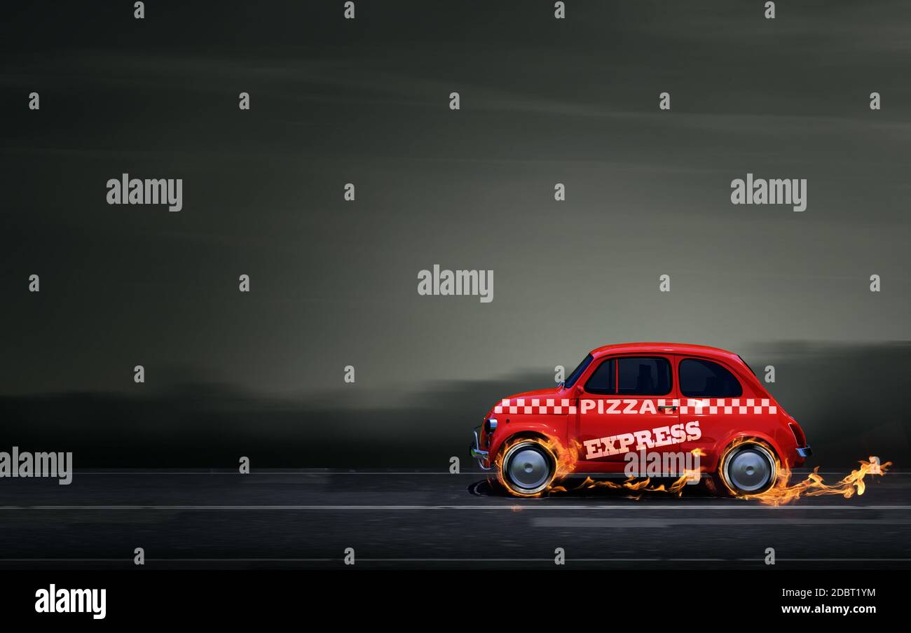Kleine rote Pizza Express mit brennenden Rädern auf der Straße, schnelle Lieferung Konzept Stockfoto