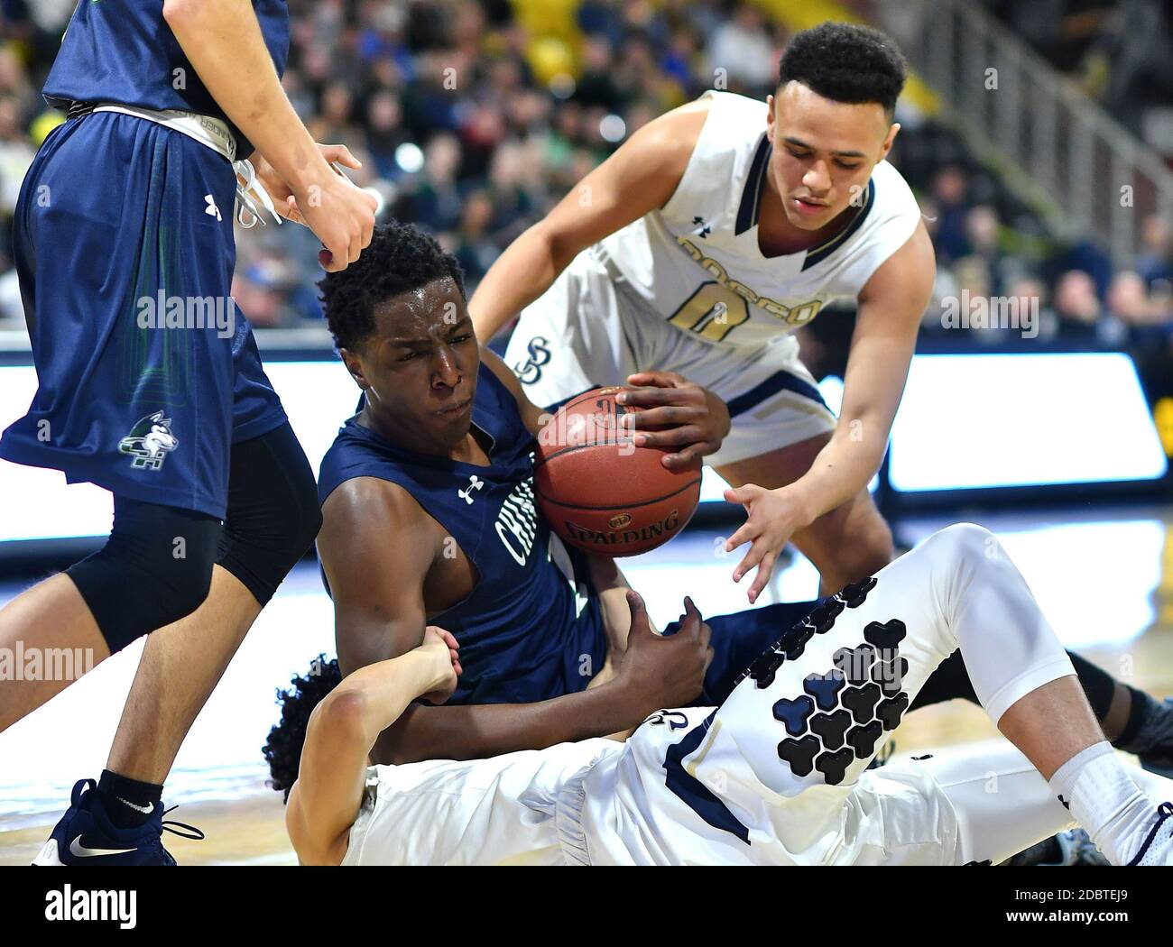 17. März 2018 Long Beach, CA.Onyeka Okongwu #21.die CIF Southern Regional DIV 1 Jungen Vorbereitung Basketball Spiel Finale St. John Bosco vs Chino Hills an der Walter Pyramid an der Cal State Long Beach University.Mandatory Photo Credit: Louis Lopez/Modern Exposure/Cal Sport Media Stockfoto