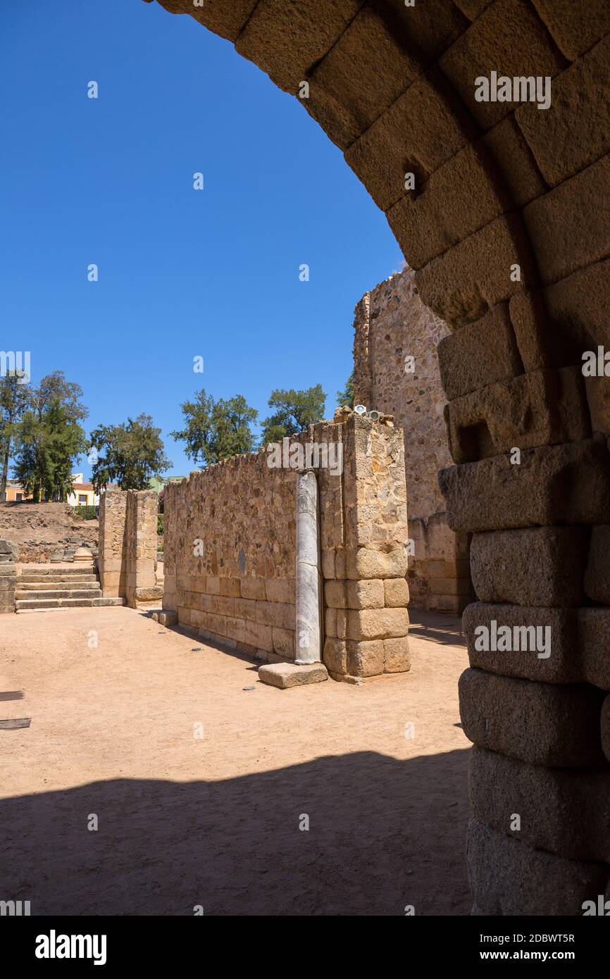 Das römische Amphitheater, auf die riesigen archäologische Stätte von Merida. Von dem Antiken Rom im westlichen Spanien gegründet. Stockfoto