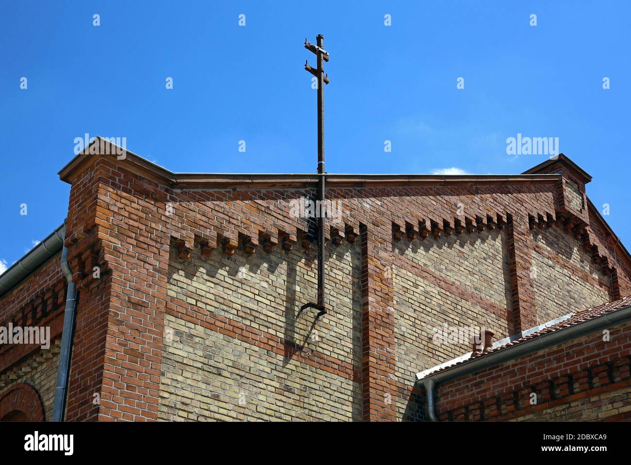 Dachgiebel eines Klinkerhauses Stockfoto