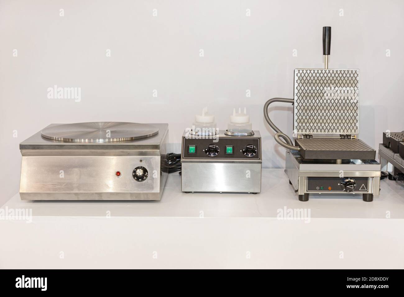 Kommerzielle Pfannkuchen Herstellung Ausrüstung für Restaurant Stockfoto