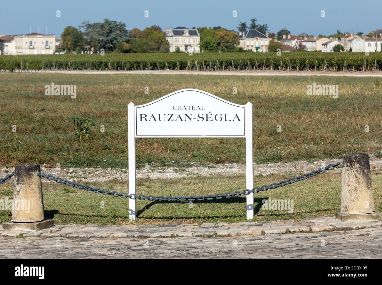 Margaux, Frankreich - 11. September 2018: Chateau Rauzan - Segla in Margaux, bekannt für die Herstellung hervorragender Weine. Bordeaux Region, Frankreich Stockfoto