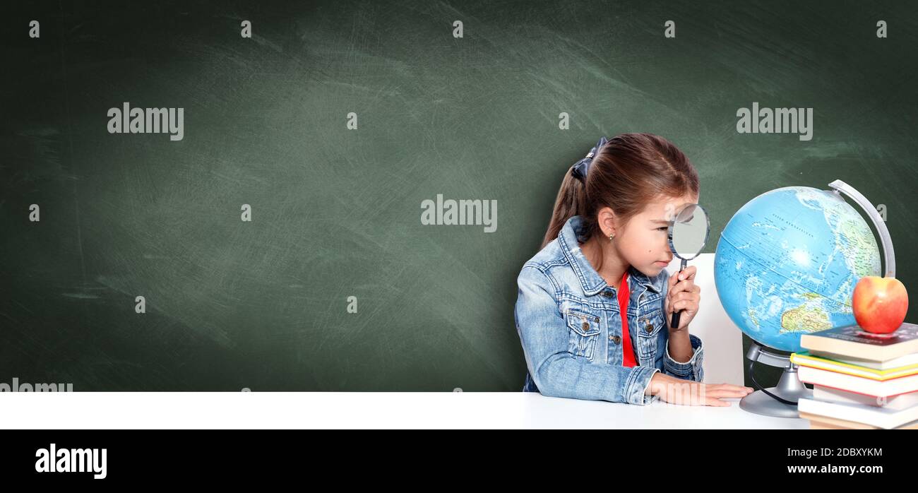 Zurück zur Schule! Konzept von Bildung, Lesen und Lernen. Stockfoto