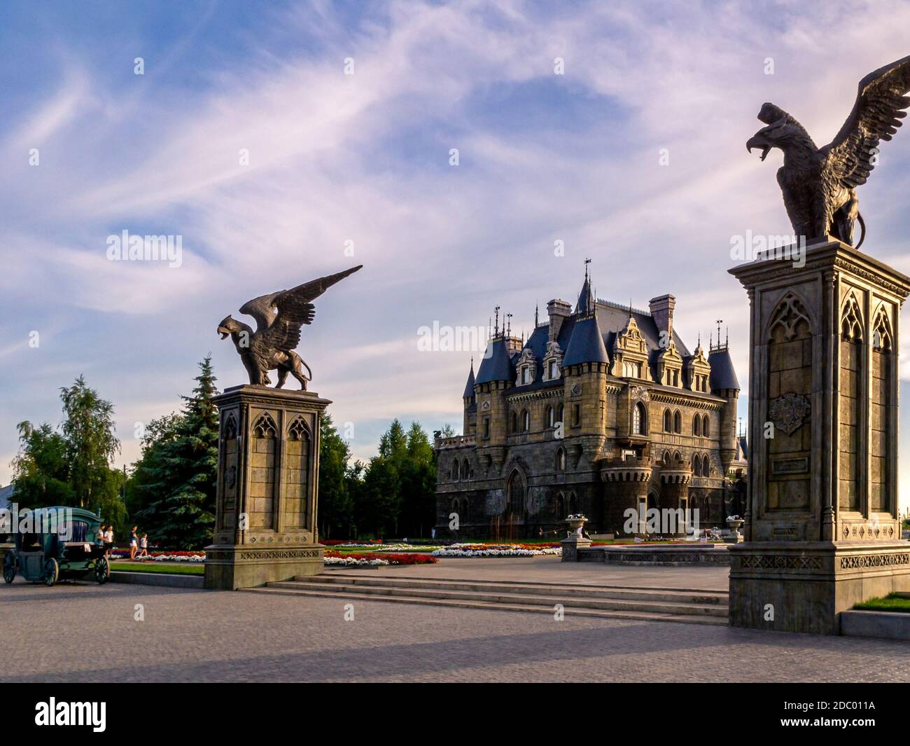 Modernes schloss Fotos und Bildmaterial in hoher Auflösung Alamy