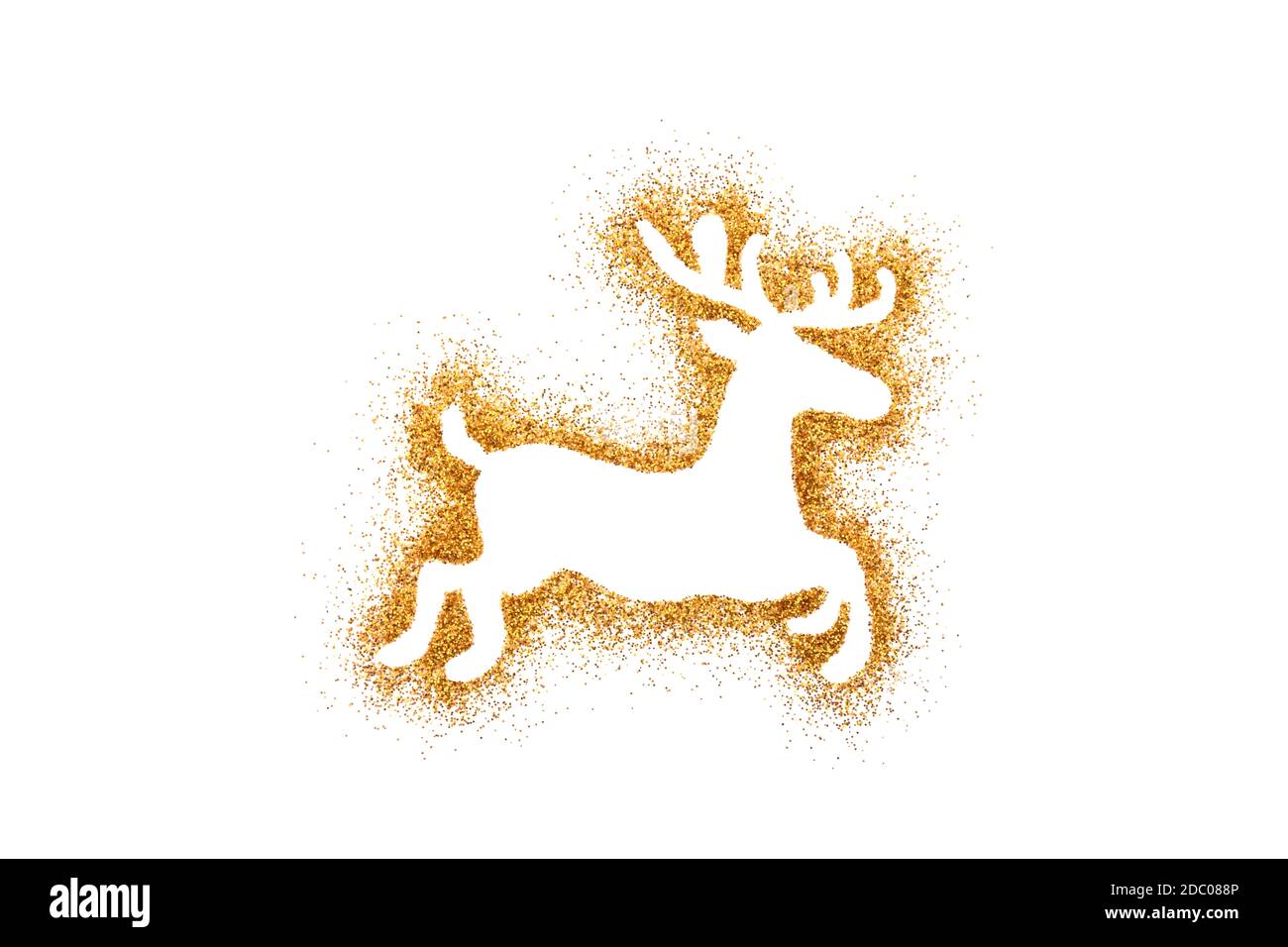 Rentier Weihnachtsdekoration auf goldenem Glitter isoliert auf weißem Hintergrund Stockfoto
