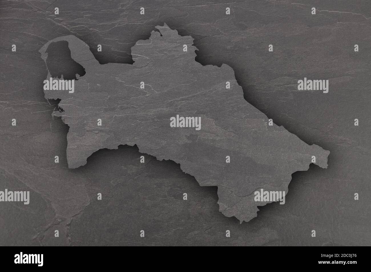 Karte von Turkmenistan auf dunklem Schiefer Stockfoto