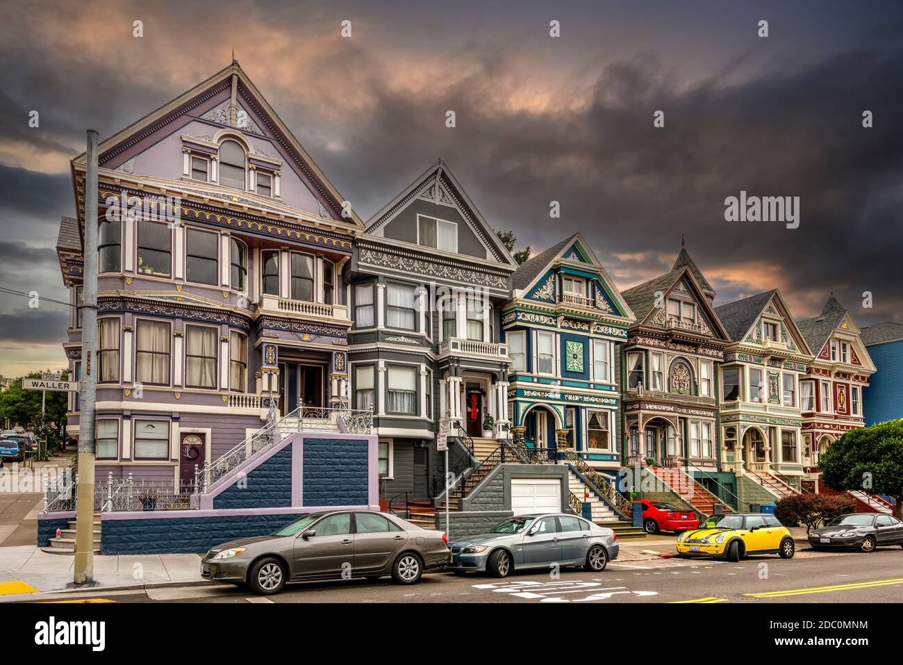 Bemalte viktorianische Häuser, Haight-Ashbury, San Francisco, Kalifornien, USA Stockfoto