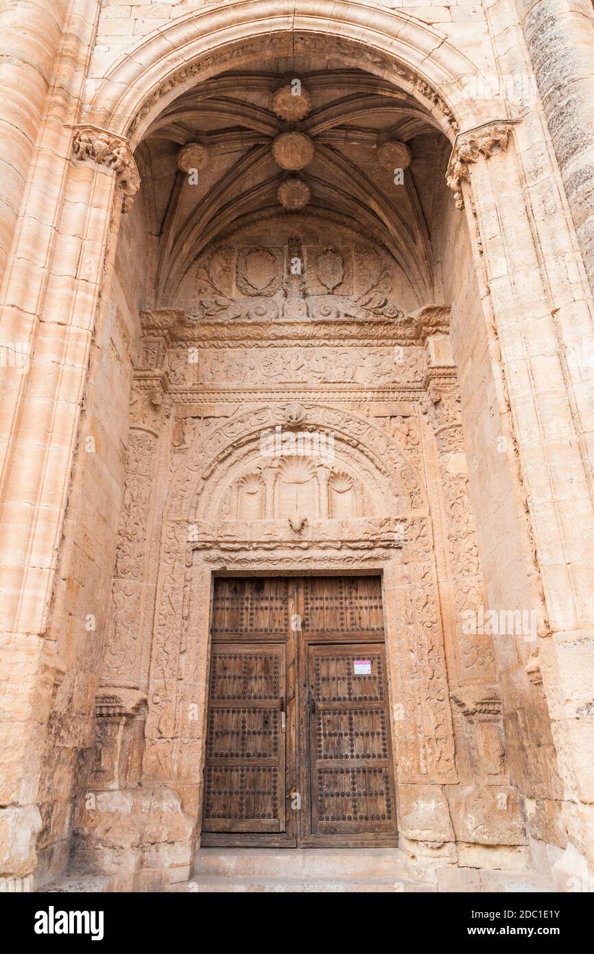 Iglesia de la Santísima Trinidad. Alarcón. Provincia de Cuenca. Castilla la Mancha. España. Conjunto histórico artístico. Stockfoto