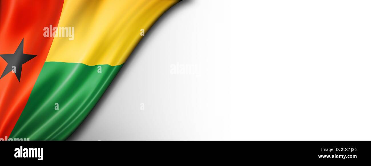 Guinea Bissau Flagge isoliert auf weiß. Horizontales Panorama-Banner. Stockfoto