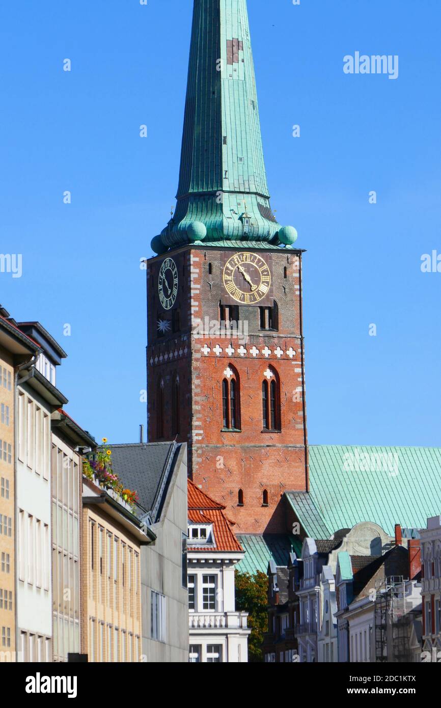 St jakobi church Fotos und Bildmaterial in hoher Auflösung Alamy