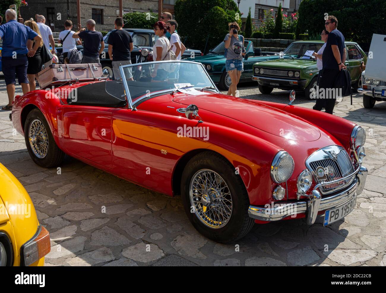 MG MGA Cabriolet 1960. Legendärer britischer klassischer 2-Türer mit offenem Oberteil im Vintage-Stil. Stockfoto