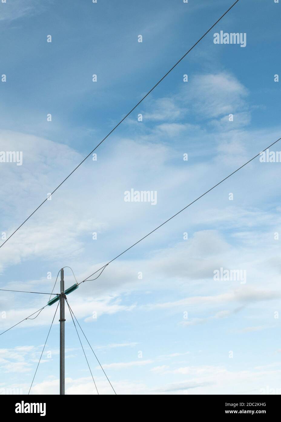 Stromleitungen in Island Stockfoto