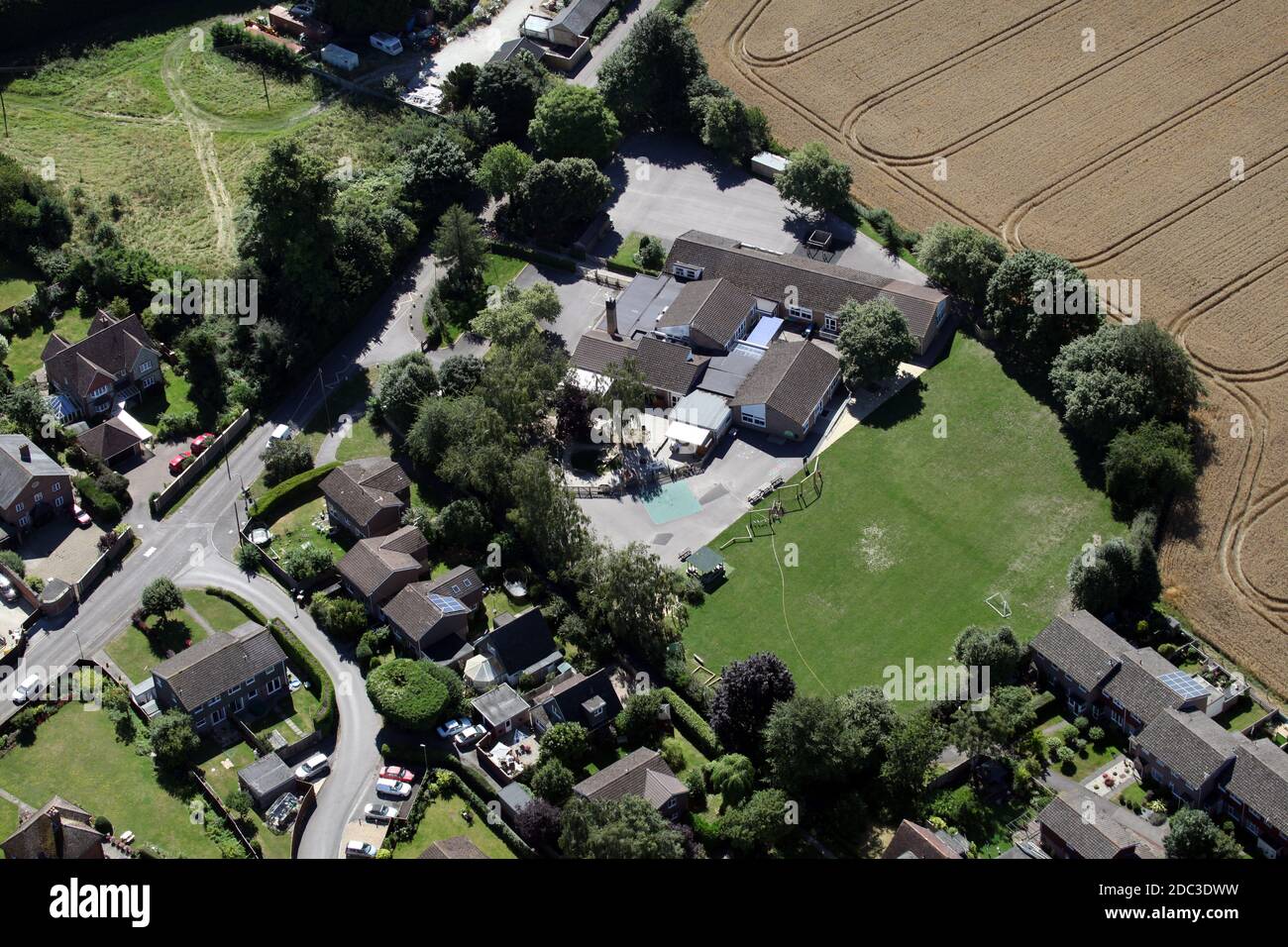 Luftaufnahme von Crowmarsh Gifford C der E Primary School, Wallingford, Oxfordshire Stockfoto