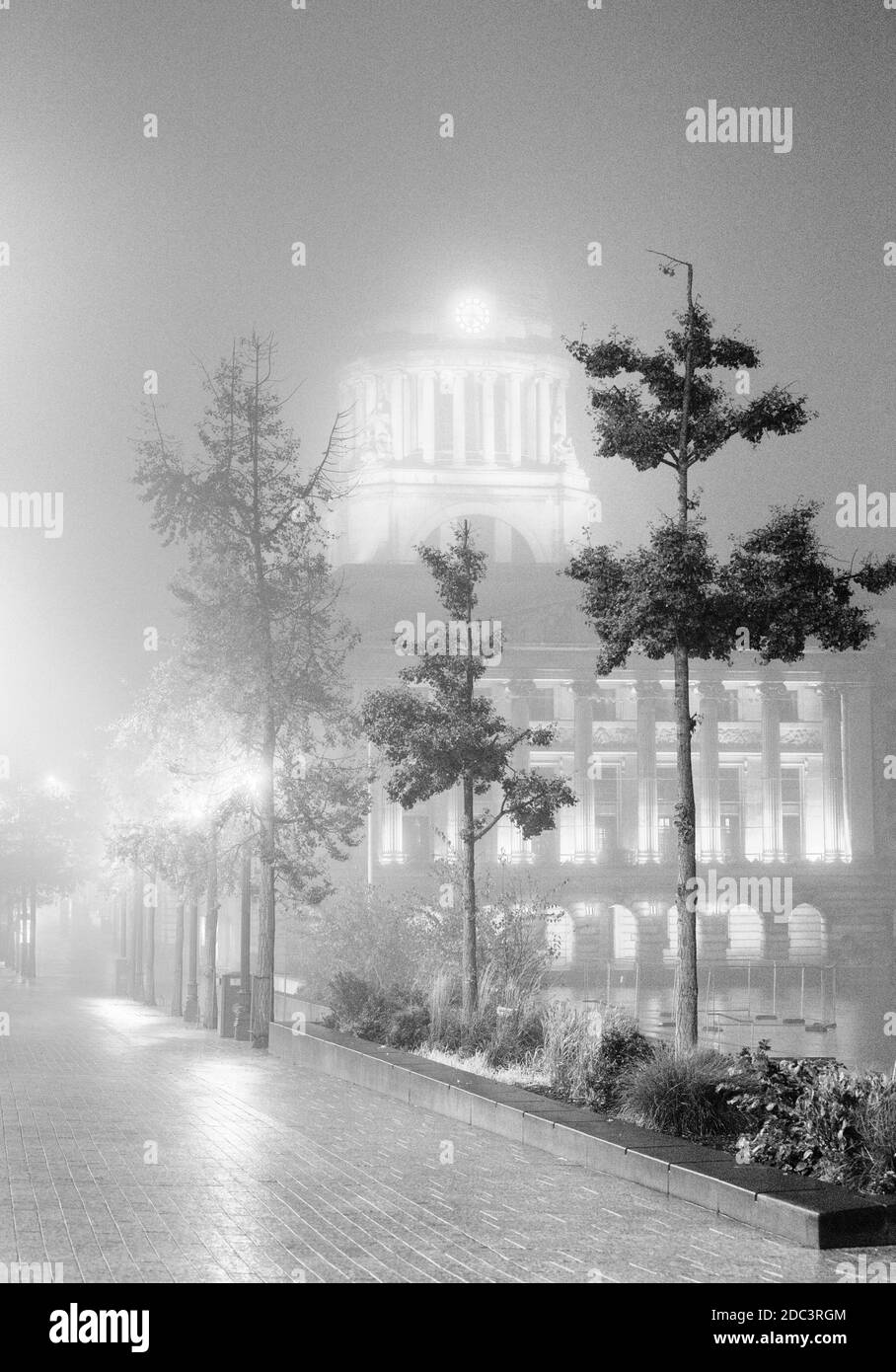 Morgennebel am Marktplatz Nottingham City, Nottinghamshire England Stockfoto