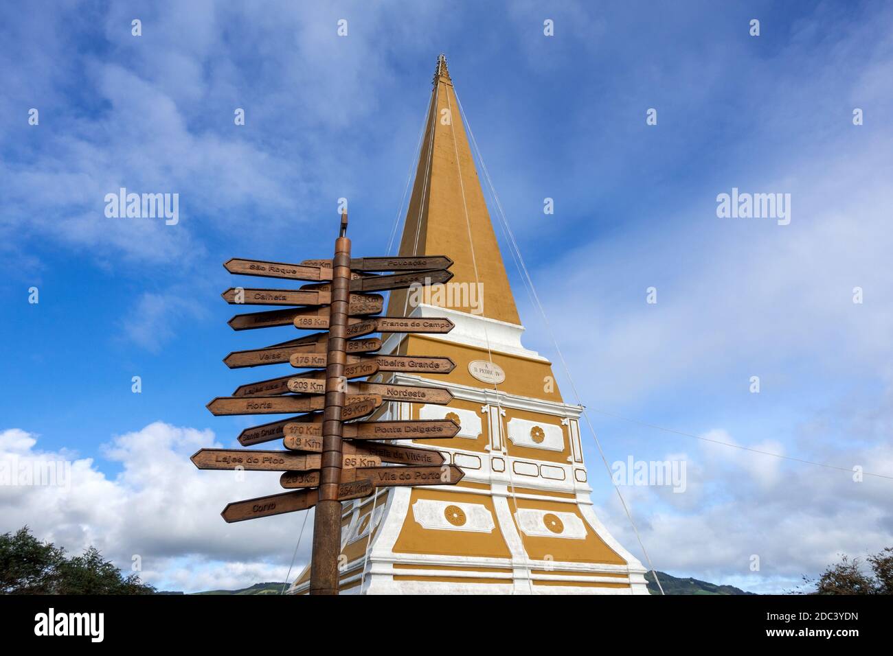 Obelisk Denkmal für König Dom Pedro IV Angra do Heroismo Terceira Insel Die Azoren Portugal Stockfoto