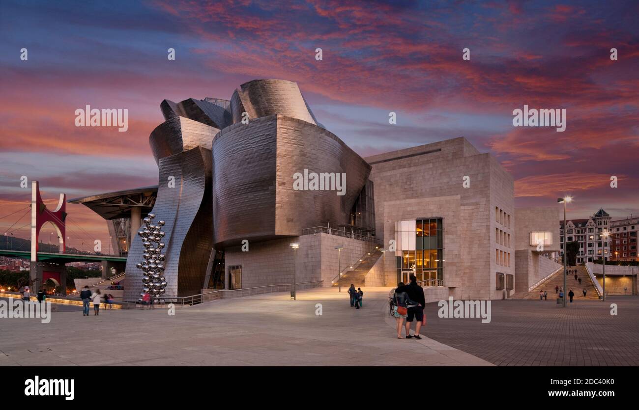 Das Guggenheim Museum Bilbao Stockfoto