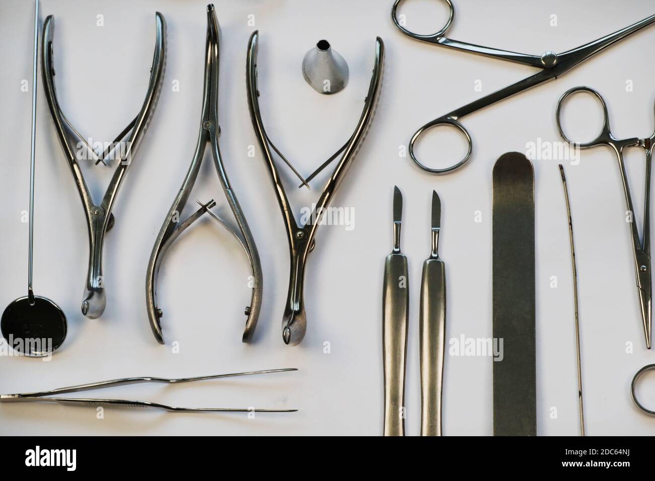 Otolaryngologie-Werkzeuge, medizinische Instrumente für HNO-Spezialisten Stockfoto